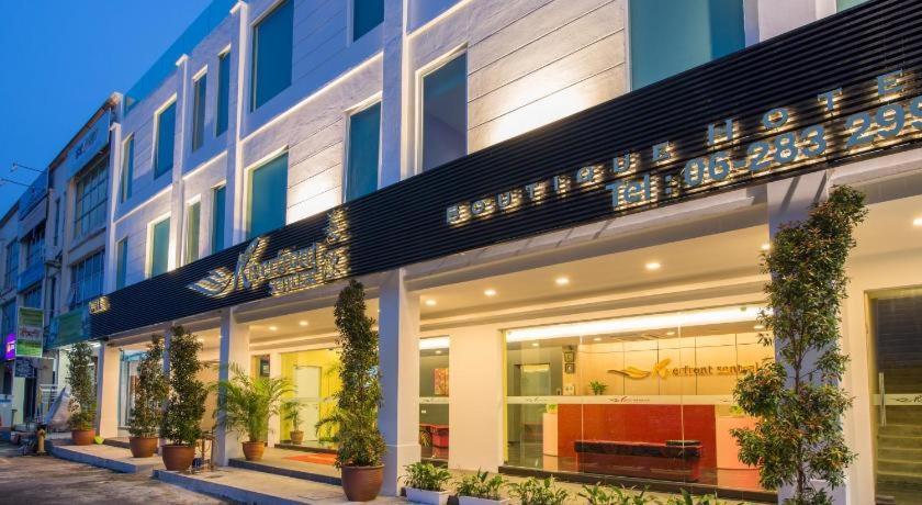 Riverfront Boutique Hotel Malacca Exterior foto
